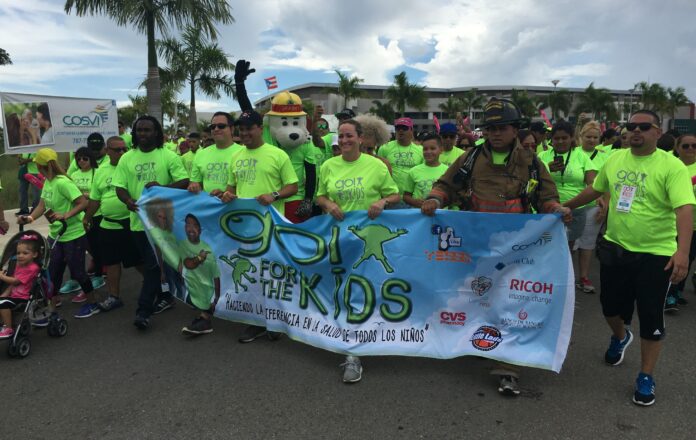 Por séptimo año consecutivo, miles de personas participaron de la marcha Go for the kids a beneficio de la Fundación Go Gogo en Ponce.