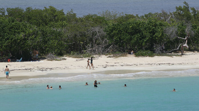 La Playuela (Playa Sucia), en Cabo Rojo. (Voces del Sur)