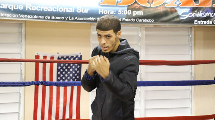 José Bartolomei Santiago, boxeador juanadino. (Voces del Sur)