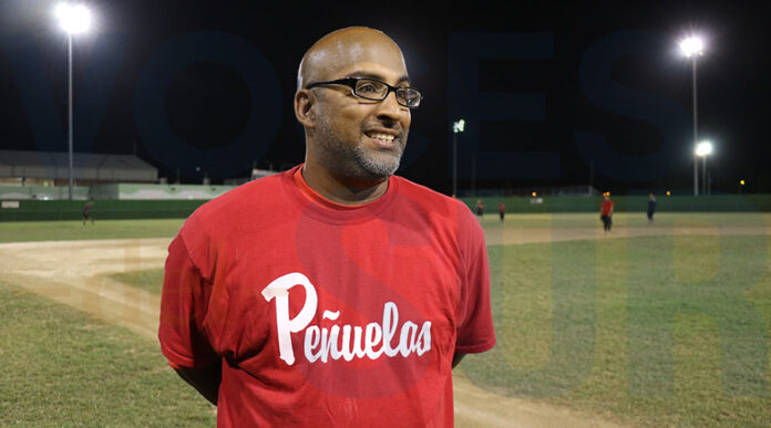 Joel Morales, dirigente de los Petroleros de Peñuelas en el Béisbol Superior Doble A 2018. (Voces del Sur)