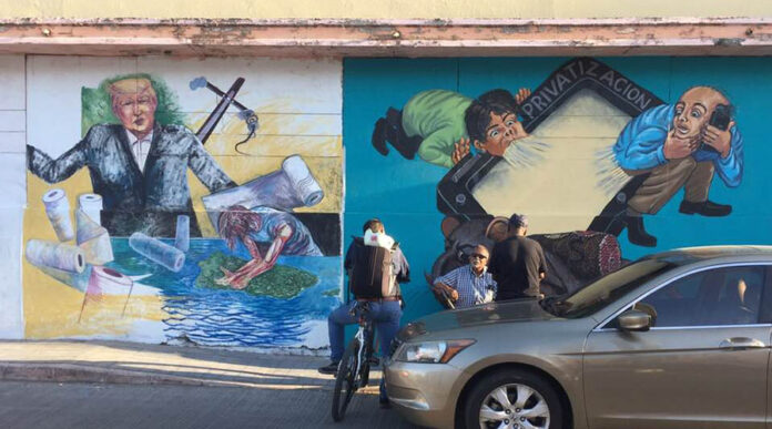 Veinticinco artistas del patio pintaron murales en el Callejón Trujillo de Ponce. (Facebook / Jesús Ortiz Torres)