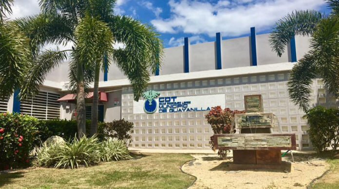 Centro de Diagnóstico y Tratamiento (CDT) Isaías Rodríguez López en Guayanilla. (Facebook / CDT Isaías Rodríguez López)