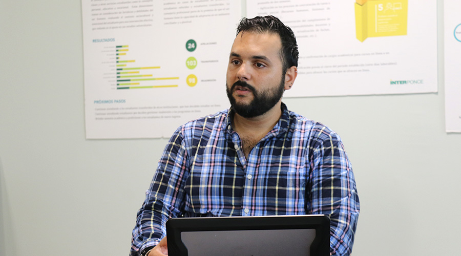 Rolando Méndez, profesor de cursos de gerencia en línea en Inter Ponce.