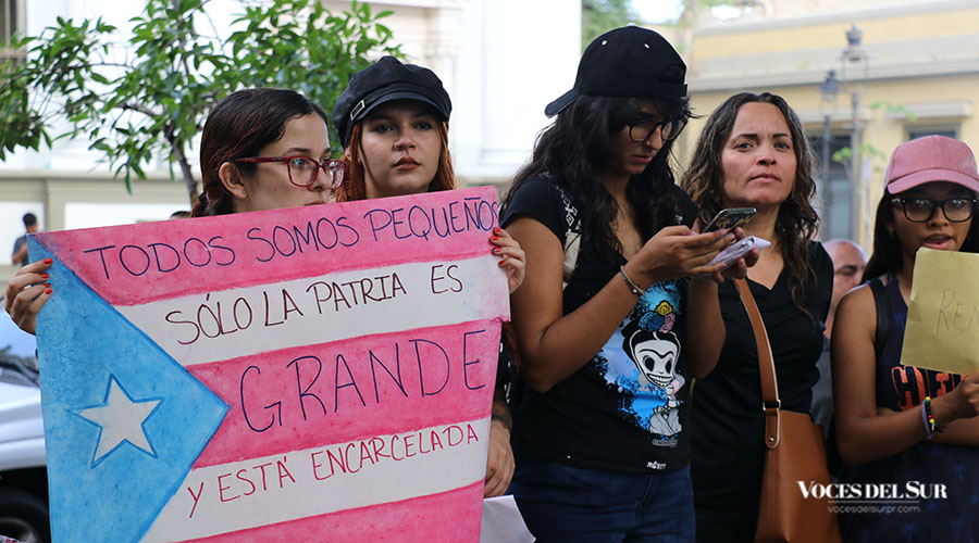 Estudiantes, pensionados, profesores, artistas y ciudadanos de a pie se congregaron en Ponce en reclamo por la renuncia de Ricardo Rosselló Nevares. 