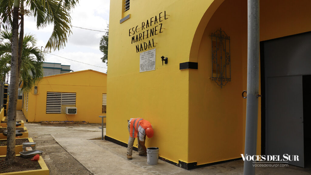Trabajos de rehabilitación de la Escuela Rafael Martínez Natal  en Yauco. 